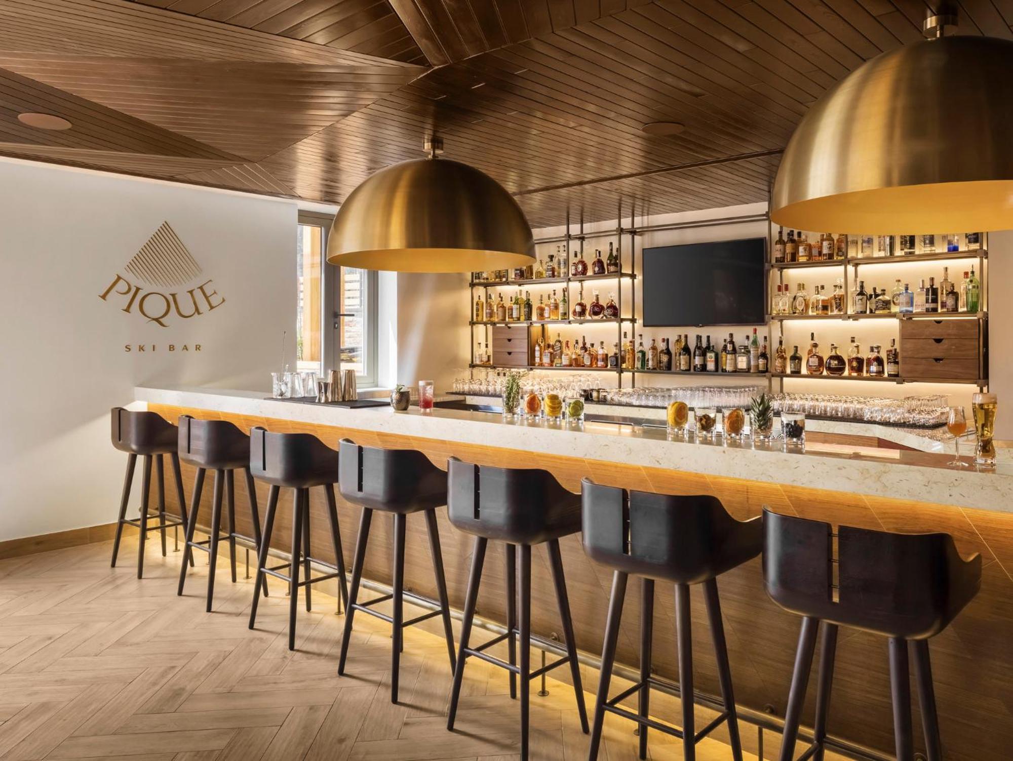 Viceroy Kopaonik Serbia Exterior foto The bar at the new lounge