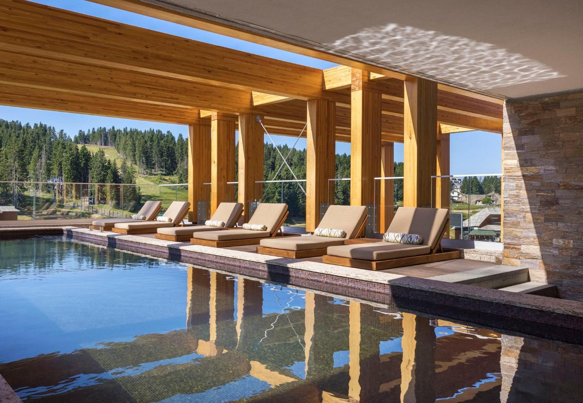 Viceroy Kopaonik Serbia Exterior foto The spa at The Lodge at Blue Sky